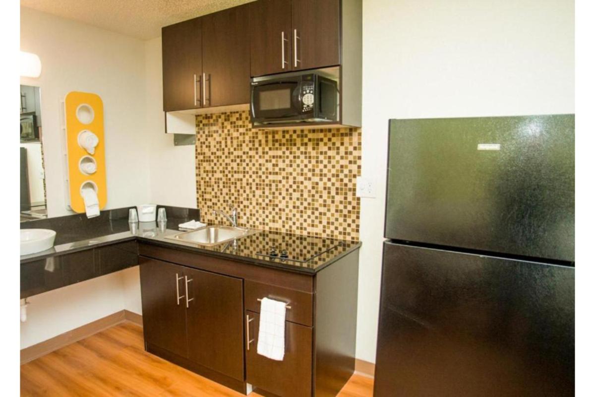 Motel 6-Palestine, TX - Housity