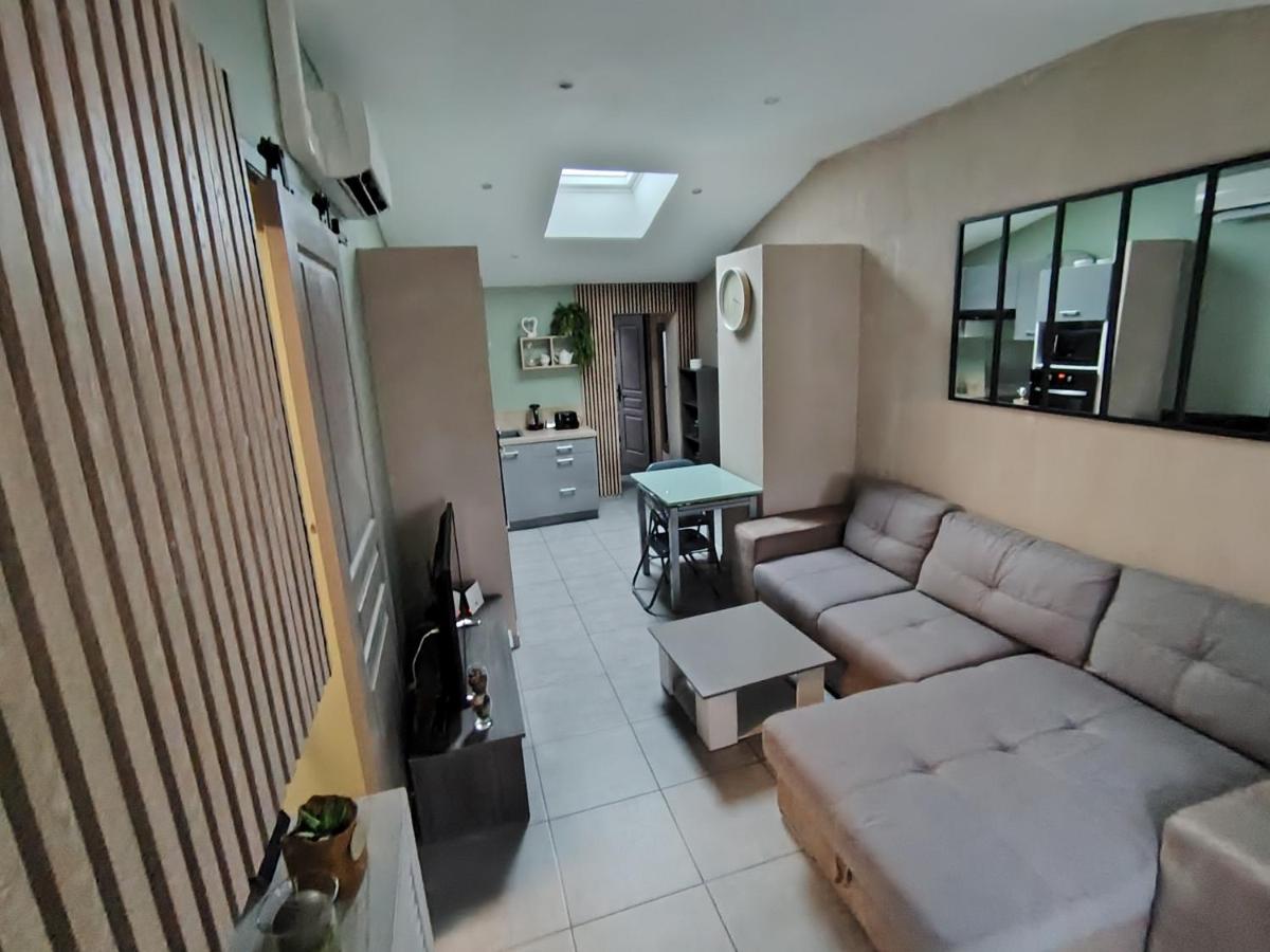 Ni 100%Gite,Ni100% loc chez Kheira&Pascal - Housity