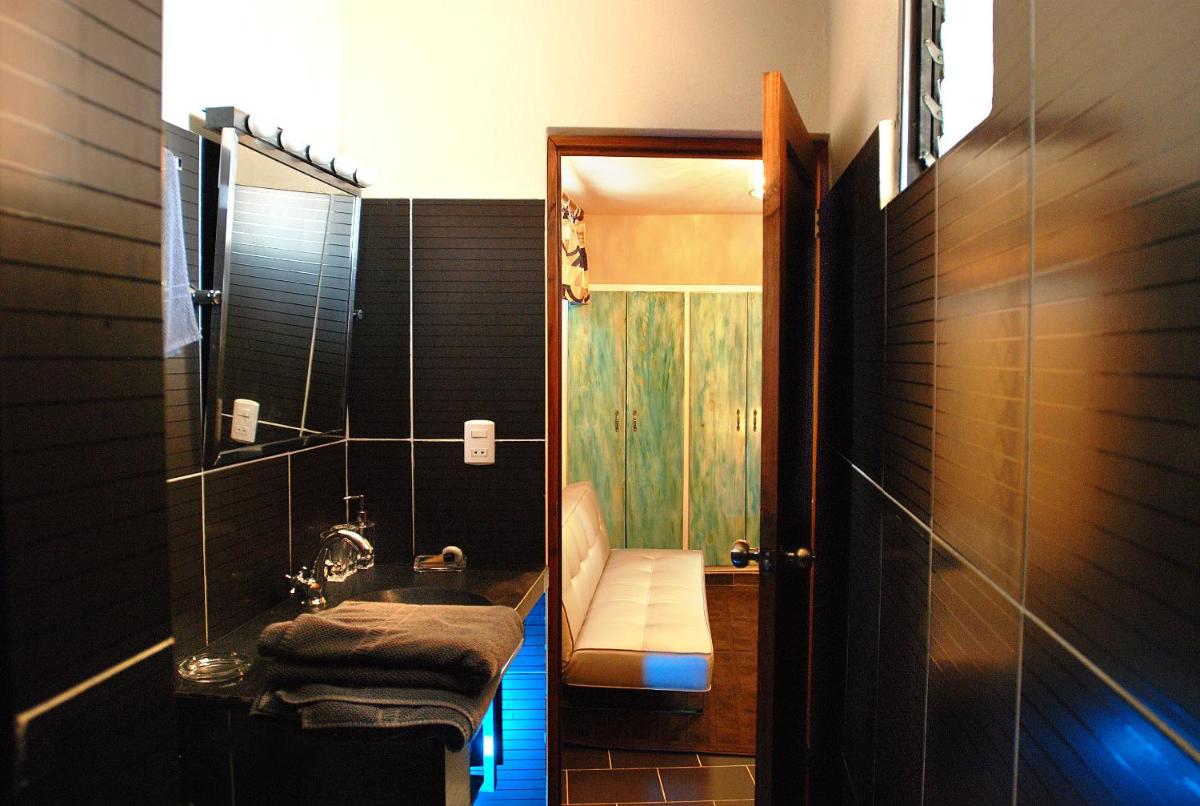 Casa Naemie - Housity