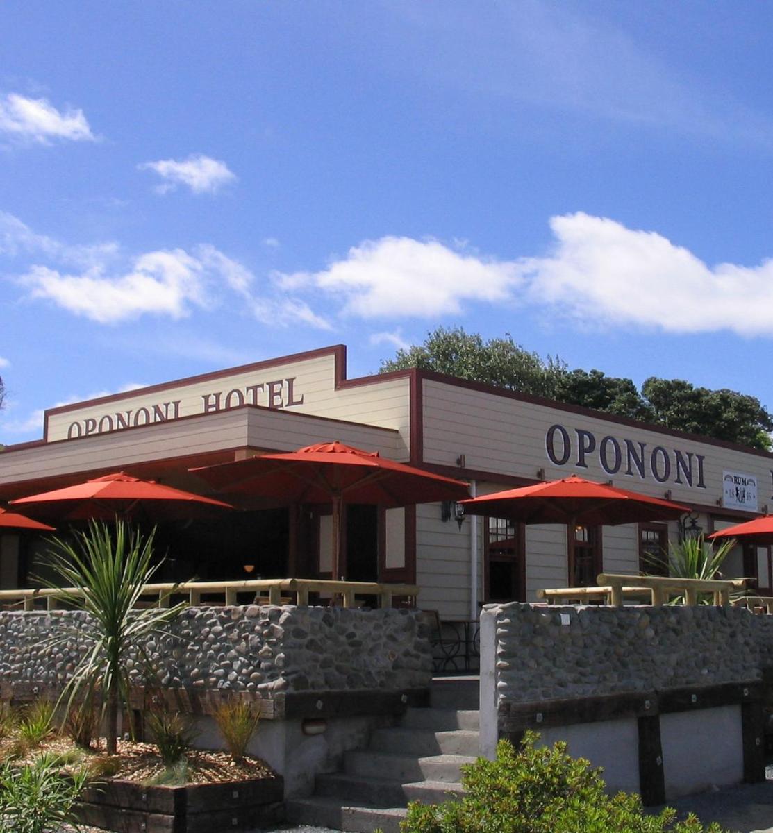 Opononi Hotel - Housity