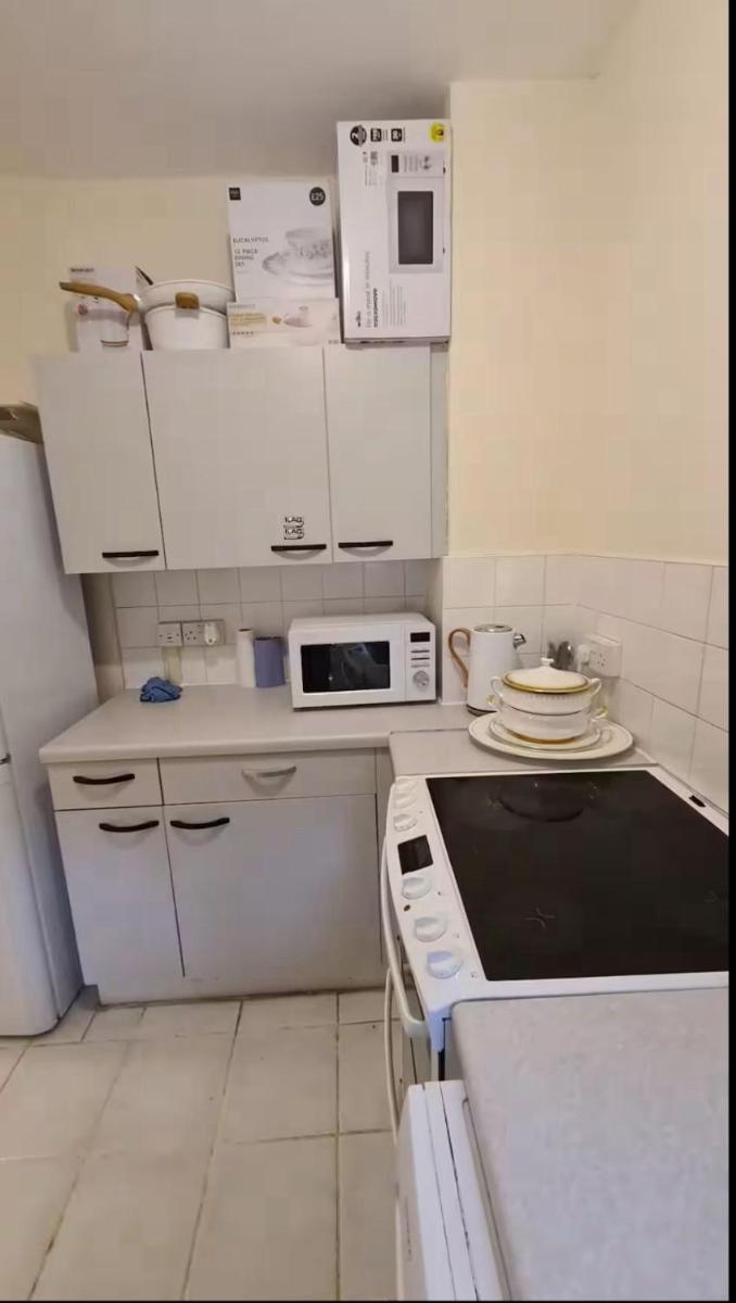 Double Room - Housity