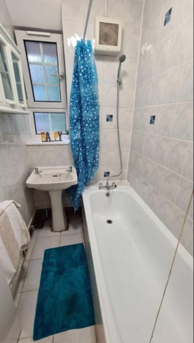 Double Room - Housity