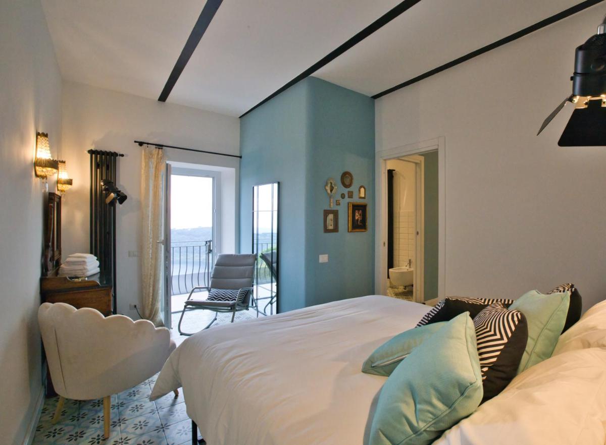 Suite Vista Lago Nemi Relax Roma - Housity