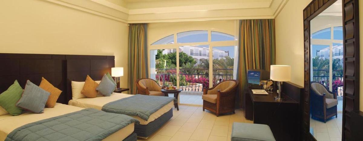 Reef Oasis Blue Bay Resort & Spa - Housity