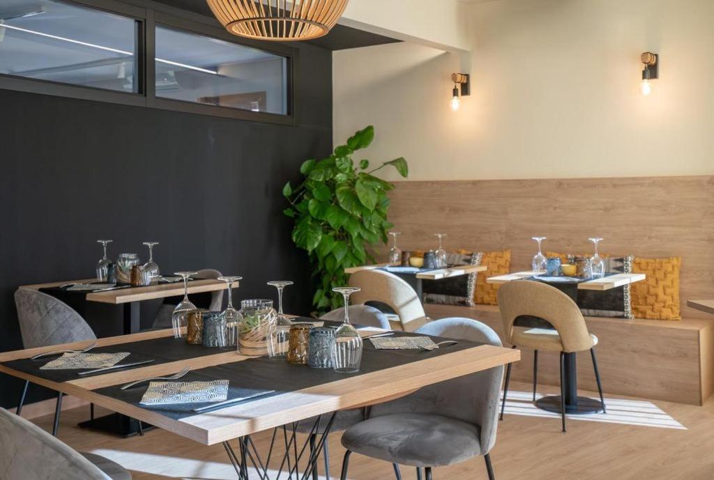Un restaurante o sitio para comer en Cal Barber