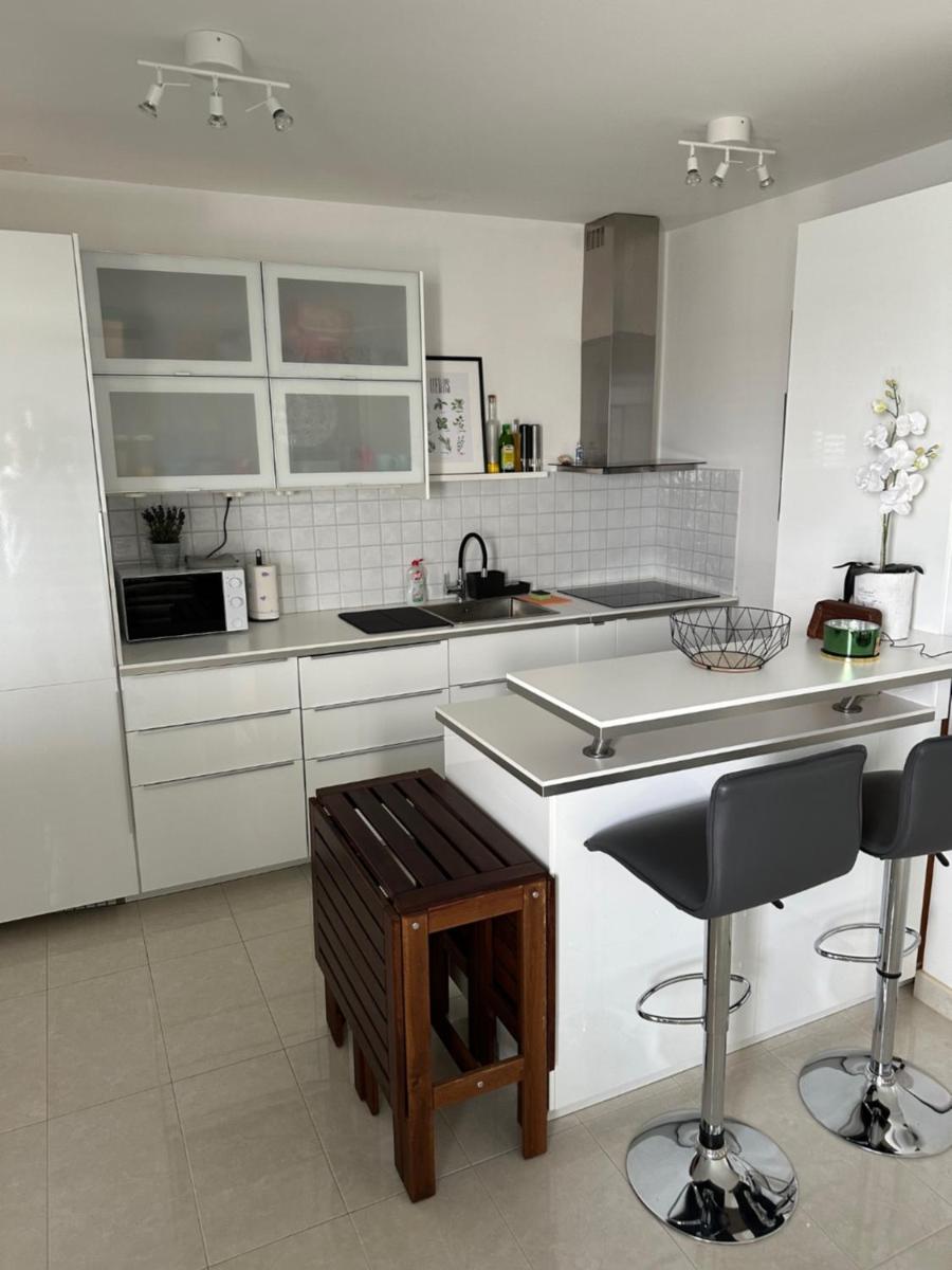 Ivana Rogoznica - Housity