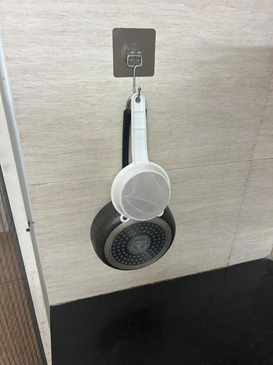 Airport Inn - Housity