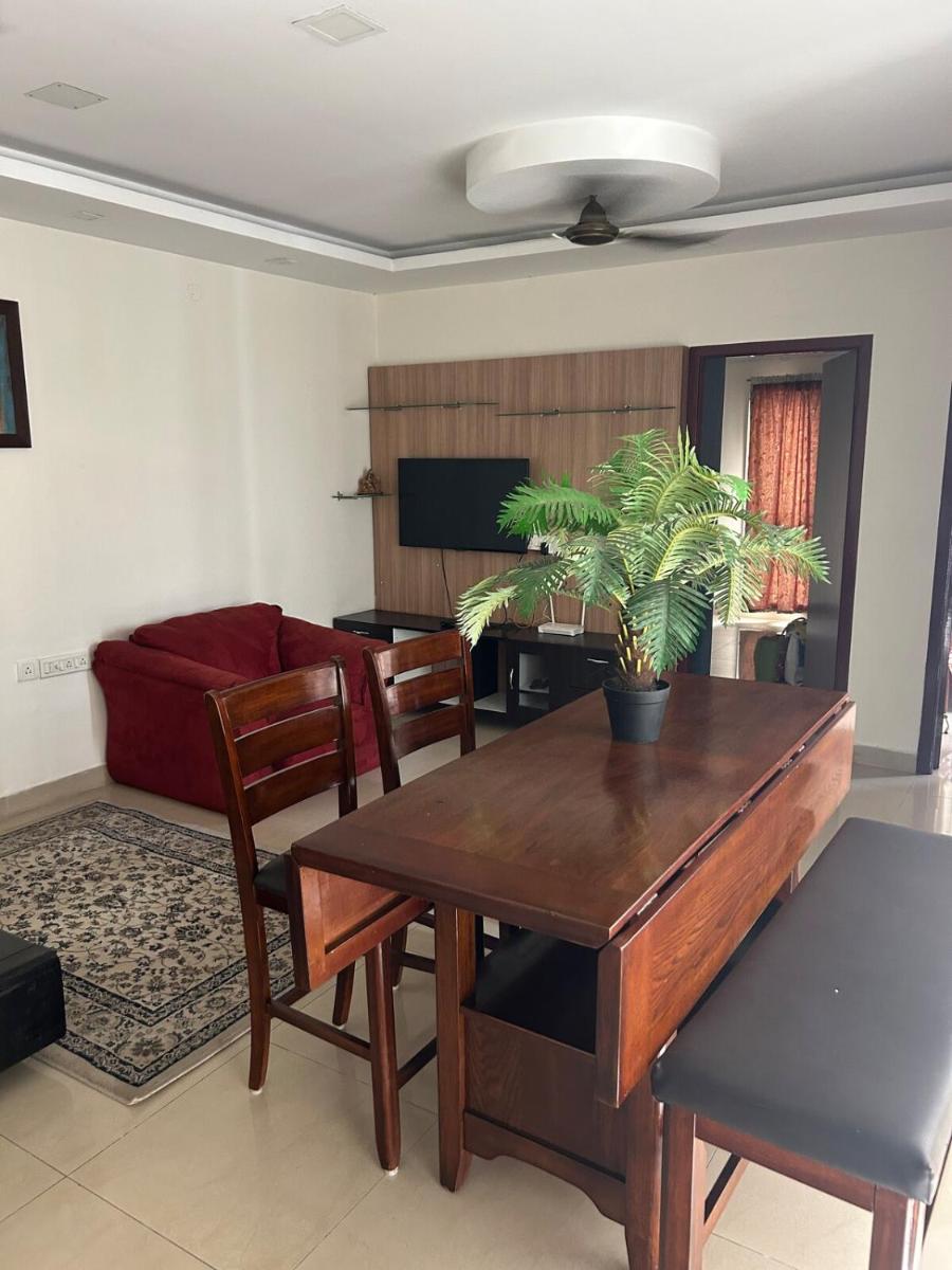 Airport Inn - Housity