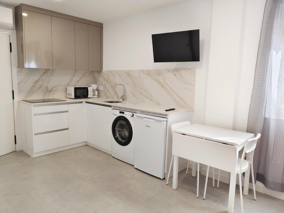 Pes Na Area Fisterra 02 - Housity