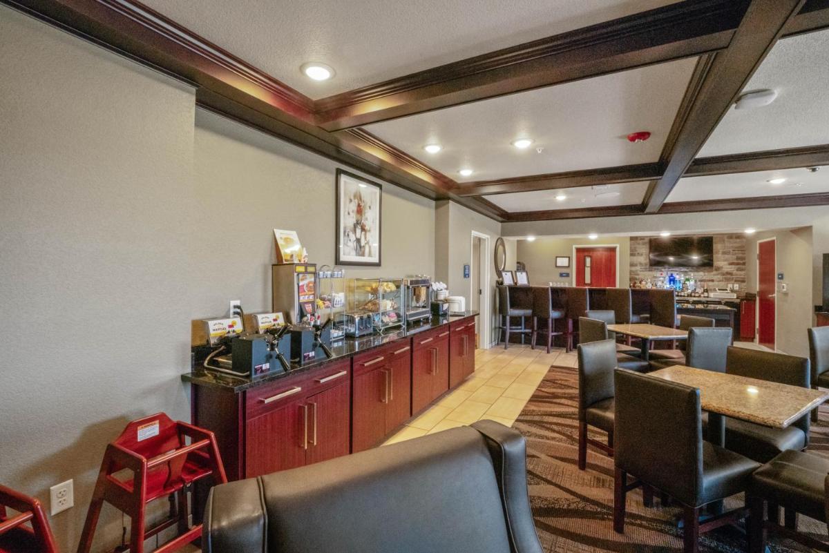 Cobblestone Inn & Suites - Boise City - Housity