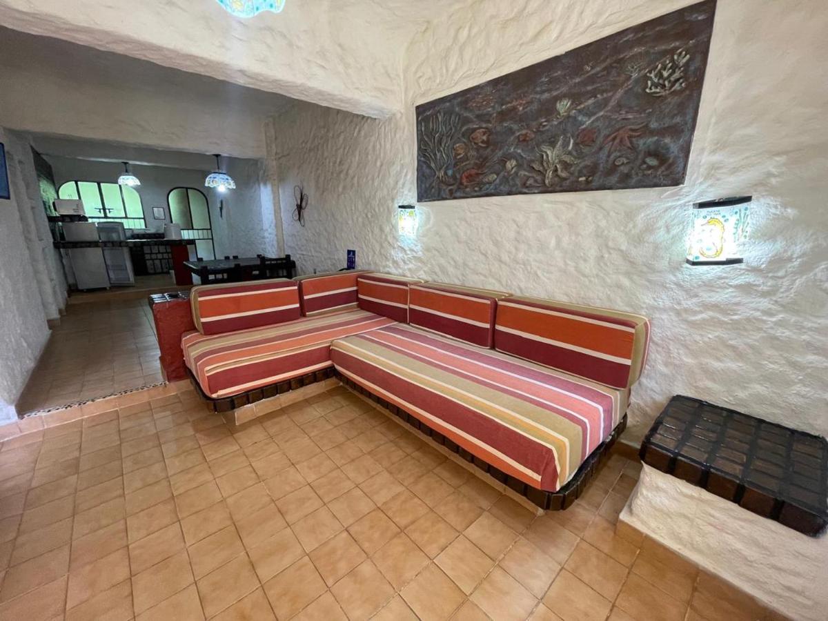 Villa Hotel Puerta del Mar - Housity