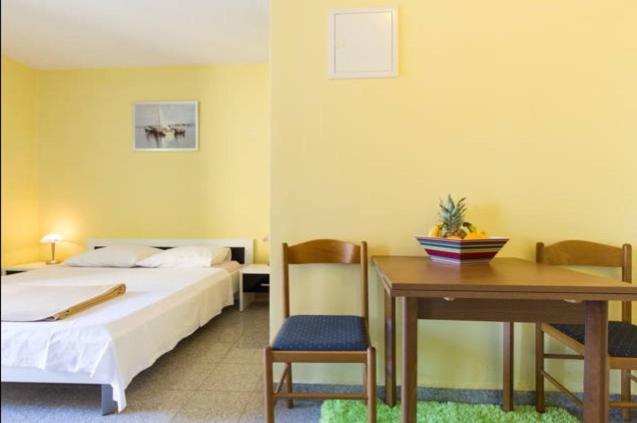 Triglav Studio Apartments - Housity