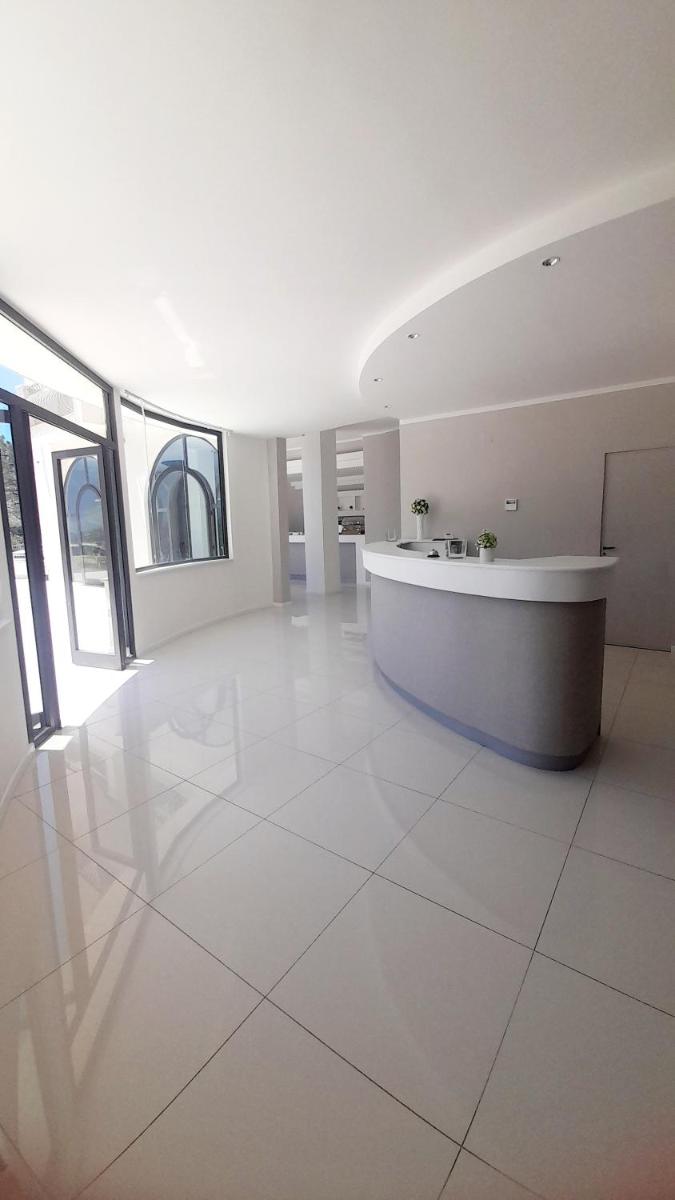 Hotel Ristorante La Scogliera - Housity