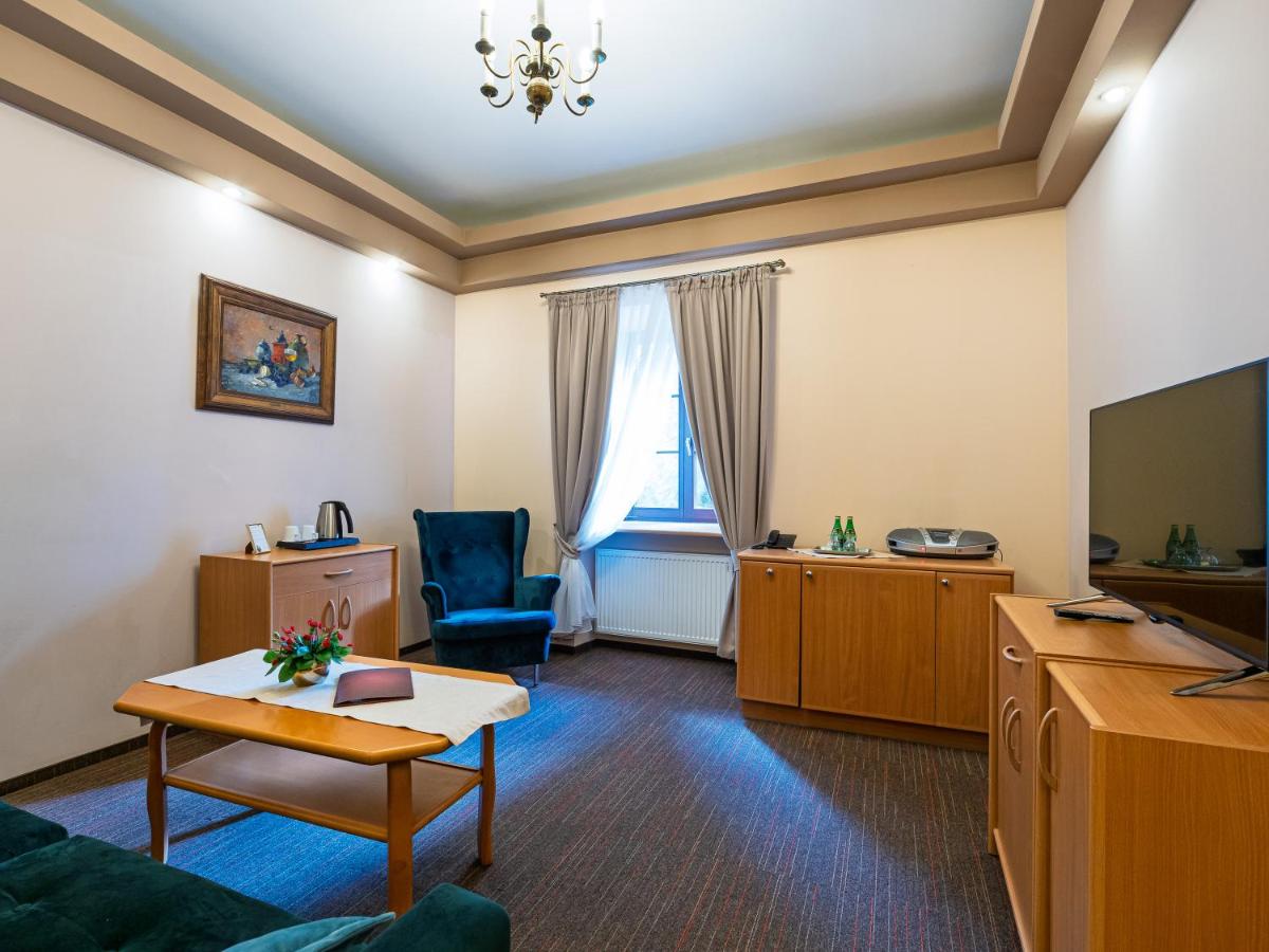 Zamek w Krasiczynie - Housity
