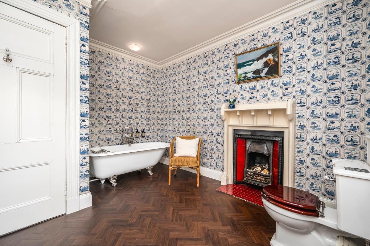 Dungarthill House - Housity