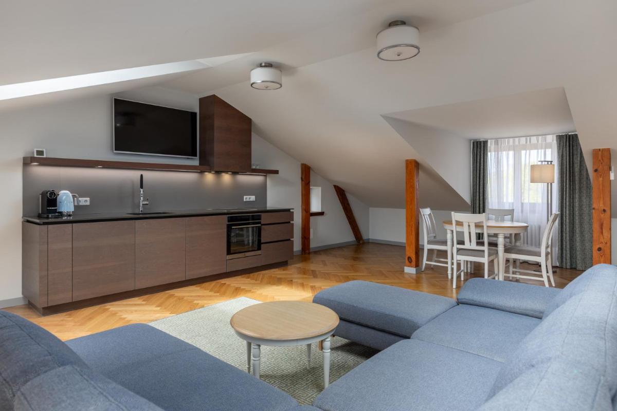 Roze Republikas Apartments - Housity