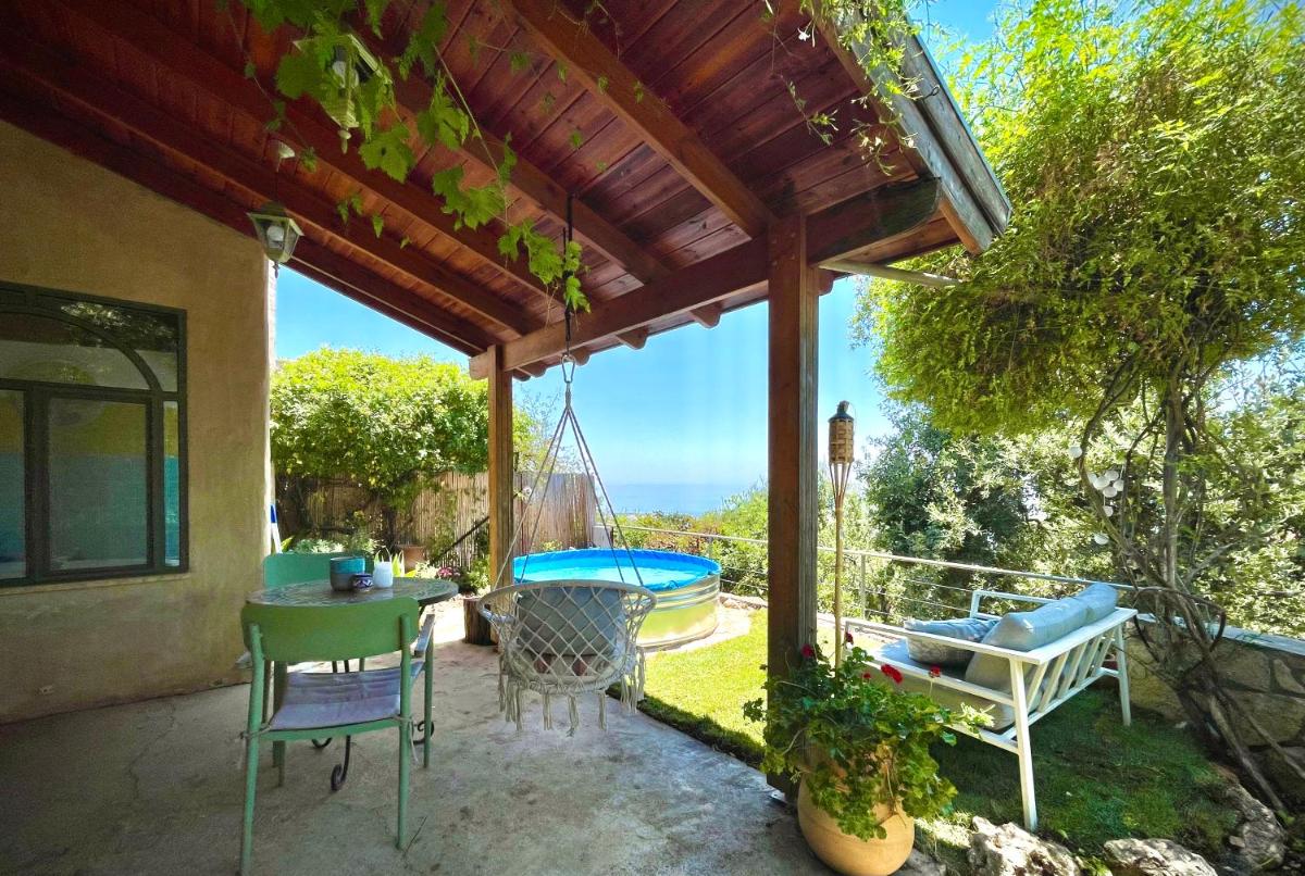 Rose Garden - Gan Vradim - Housity