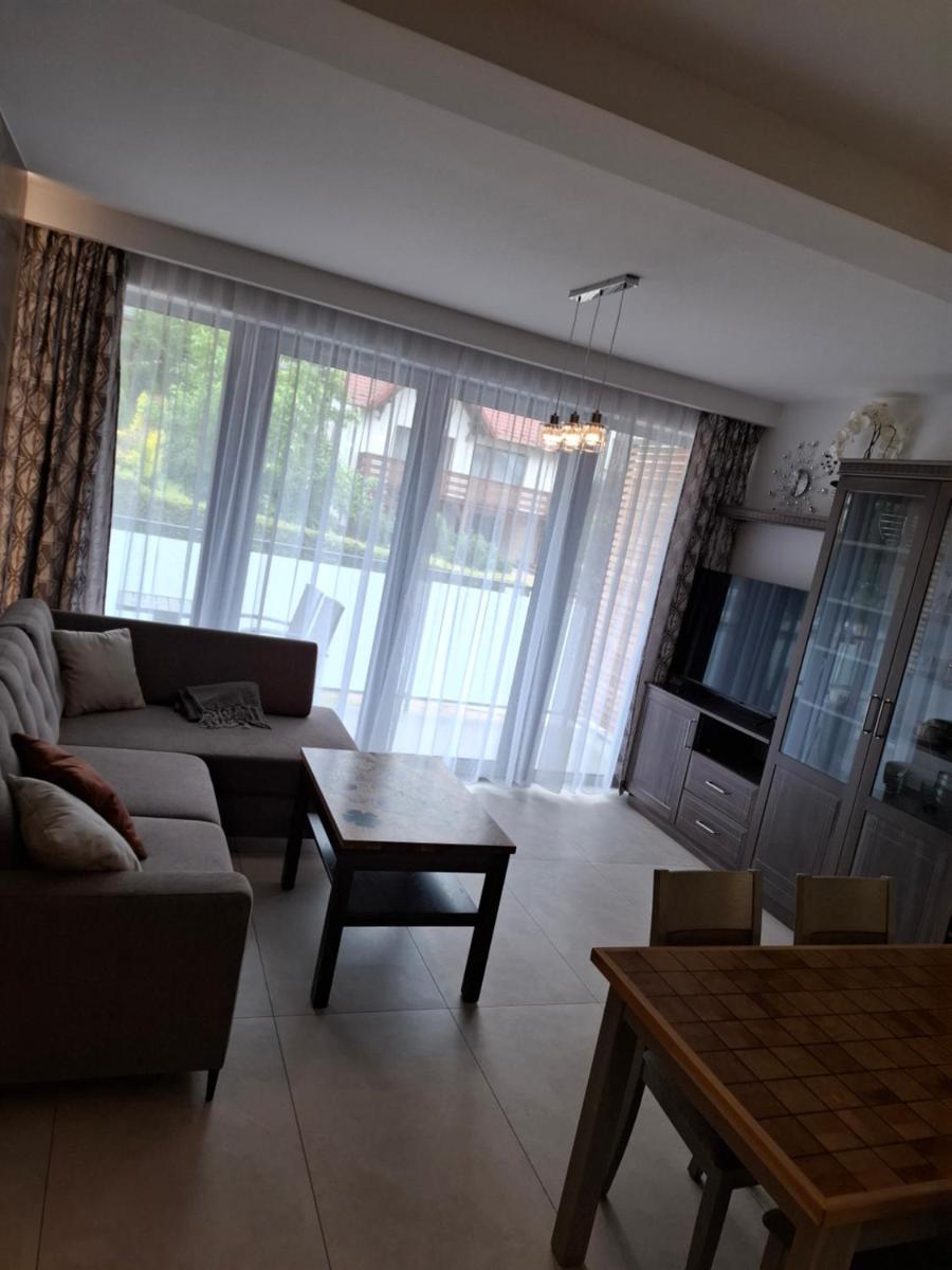 Apartament Wanda-widok jeziora z dachu budynku - Housity