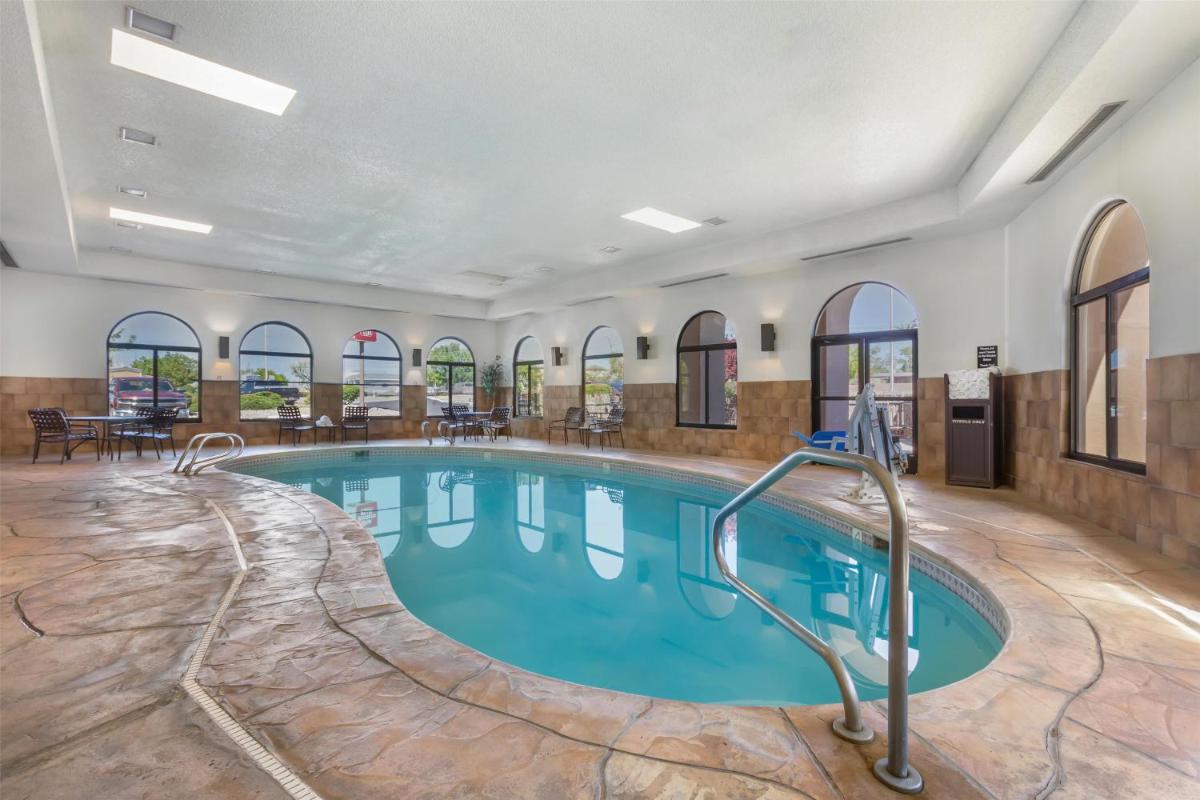 Best Western Plus Inn of Santa Fe - Housity
