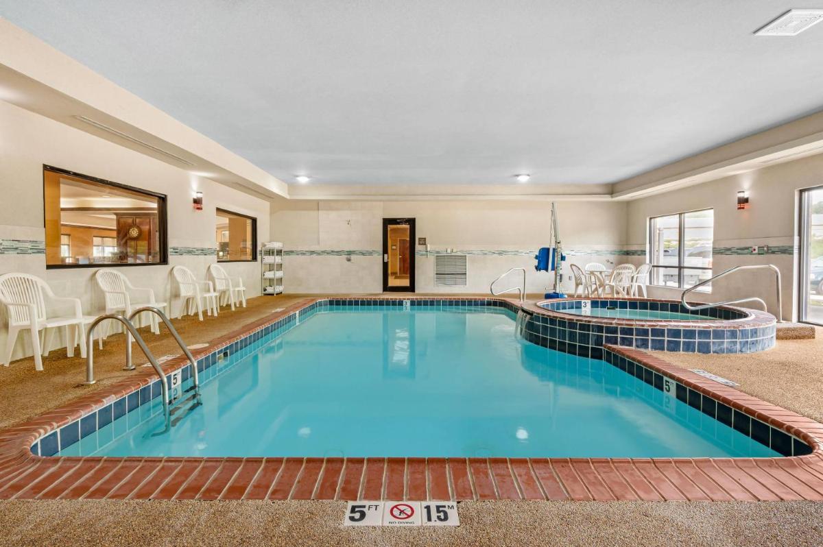 Comfort Suites South Bend Near Casino - Housity
