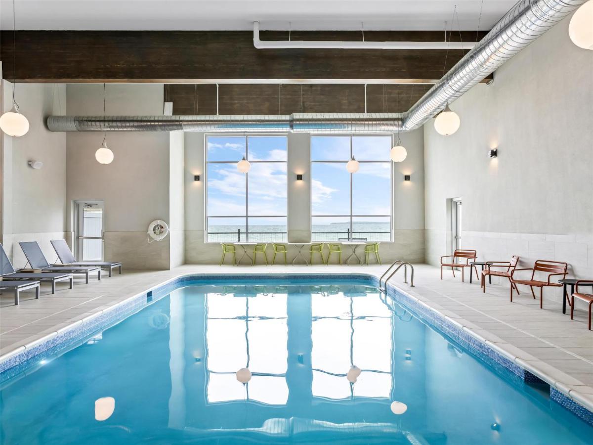 Hampton Inn St Ignace Lakefront Mackinac - Housity