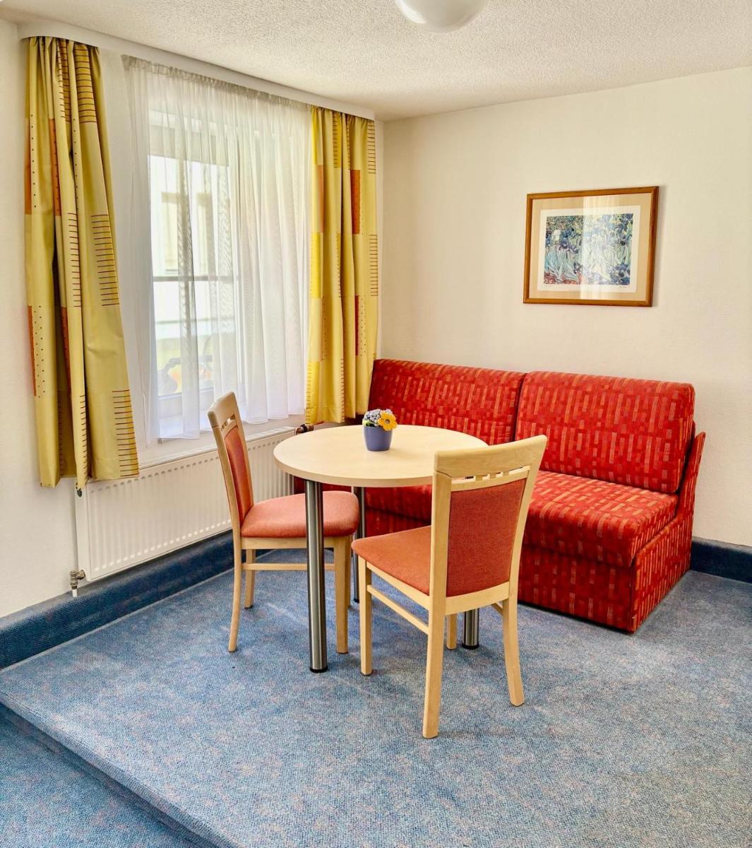 Hotel Goldener Adler - Housity
