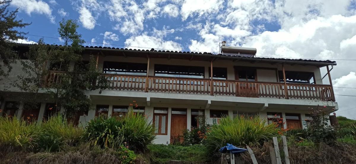Mirador Lodge - Housity