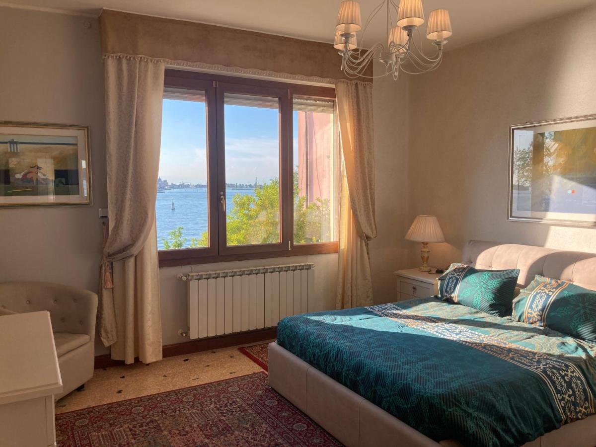 Oasis Lagoon Estate - Housity