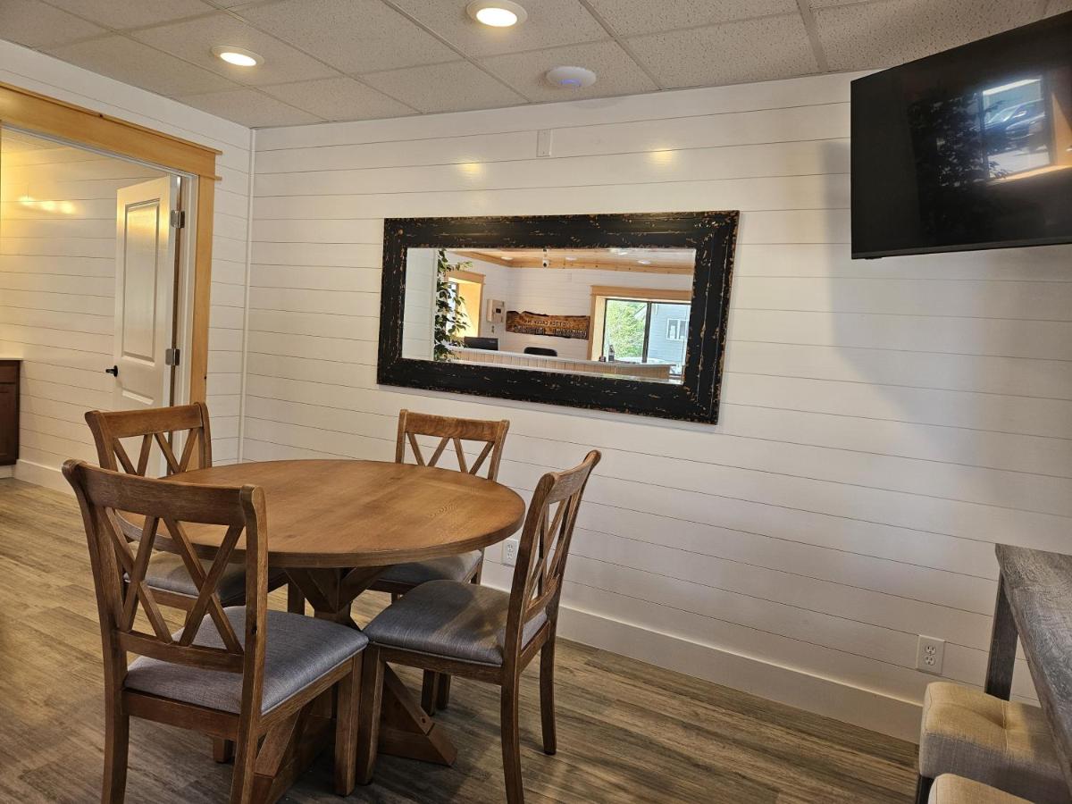 Otter Creek Inn - Housity