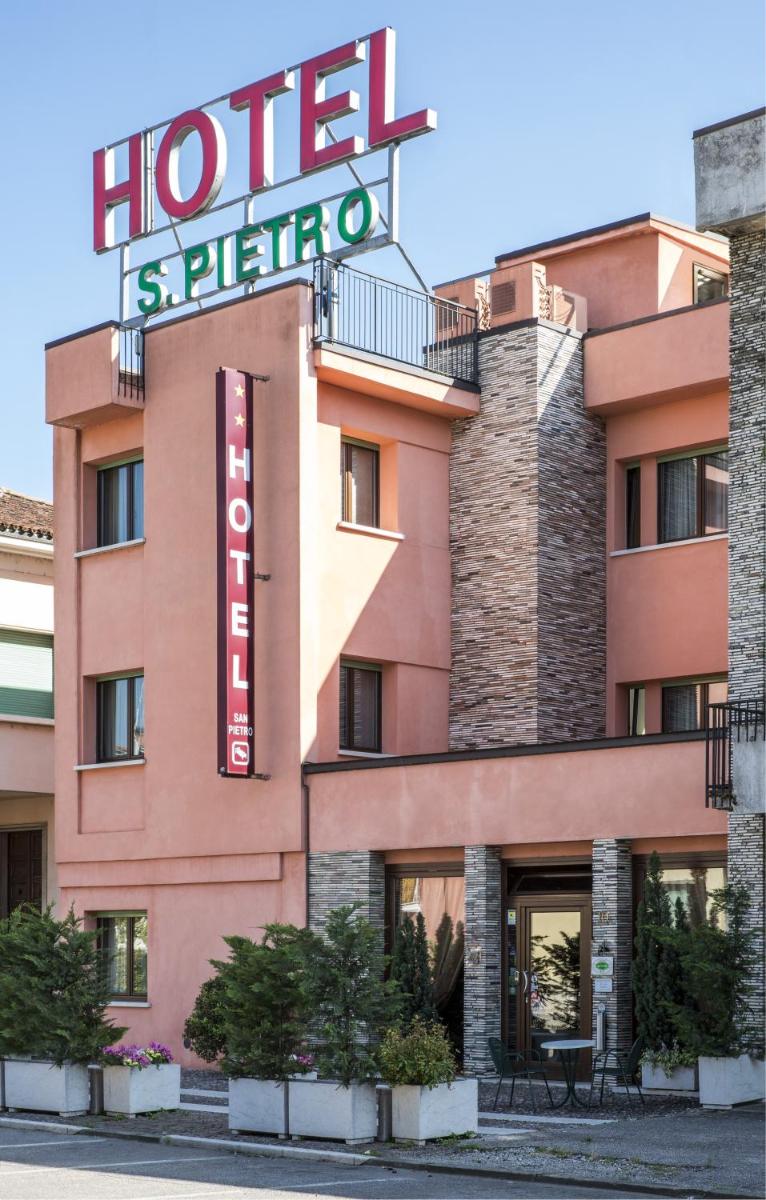 Hotel San Pietro - Housity