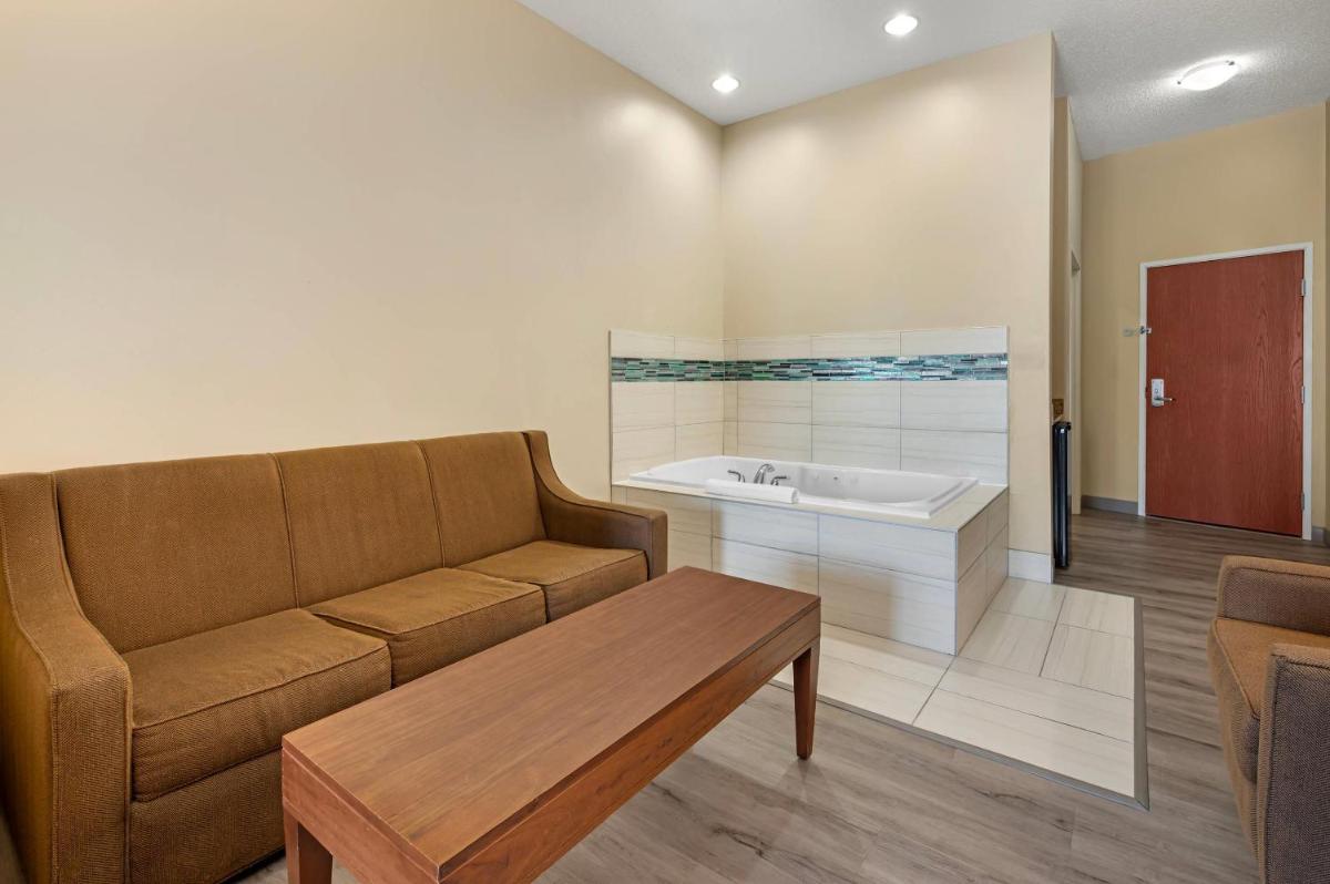 Comfort Suites South Bend Near Casino - Housity