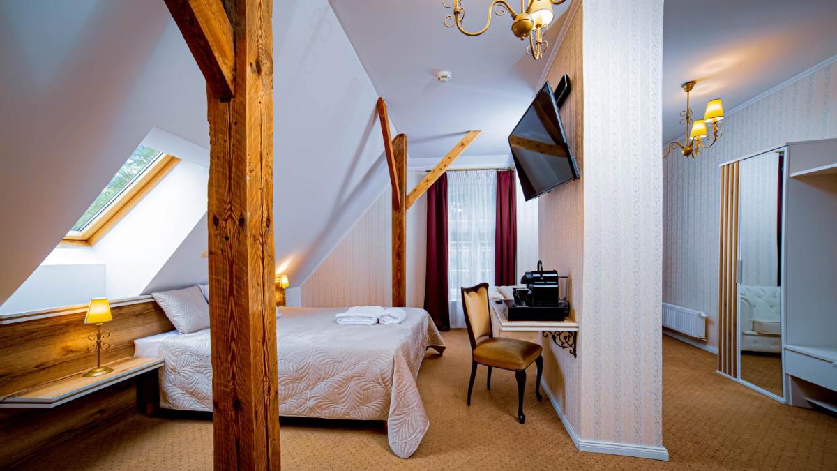 Hotel Court Park - Housity