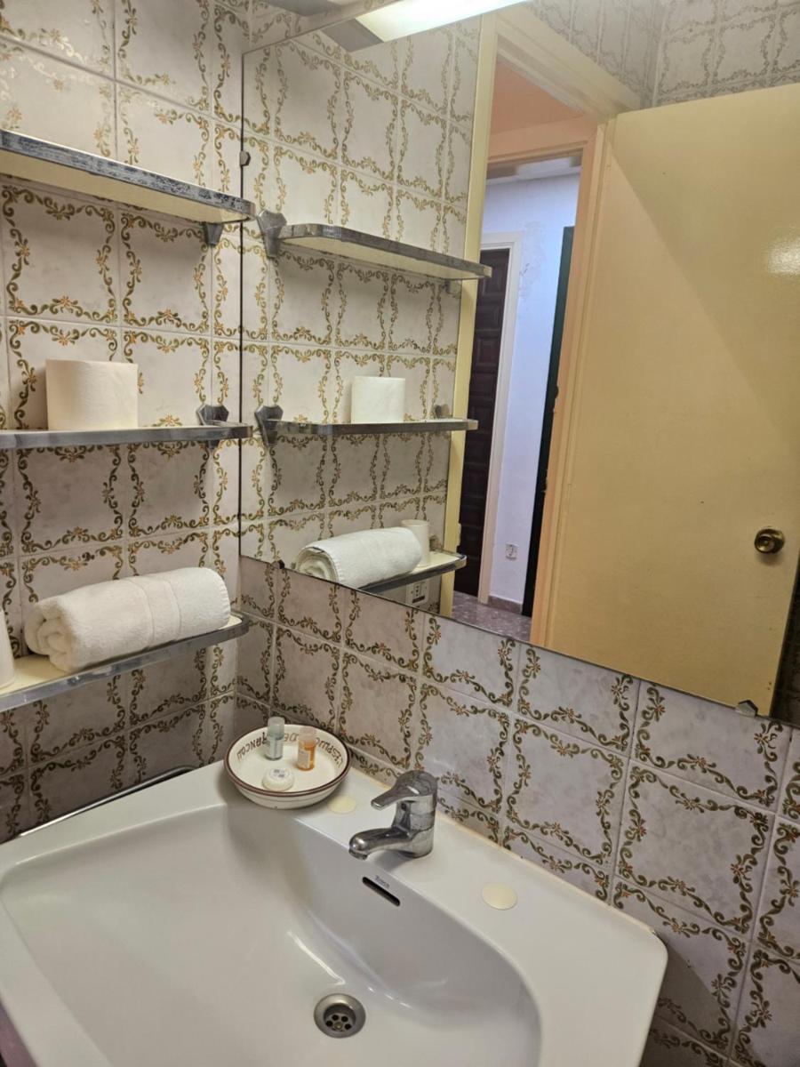 Hostal del Senglar - Housity