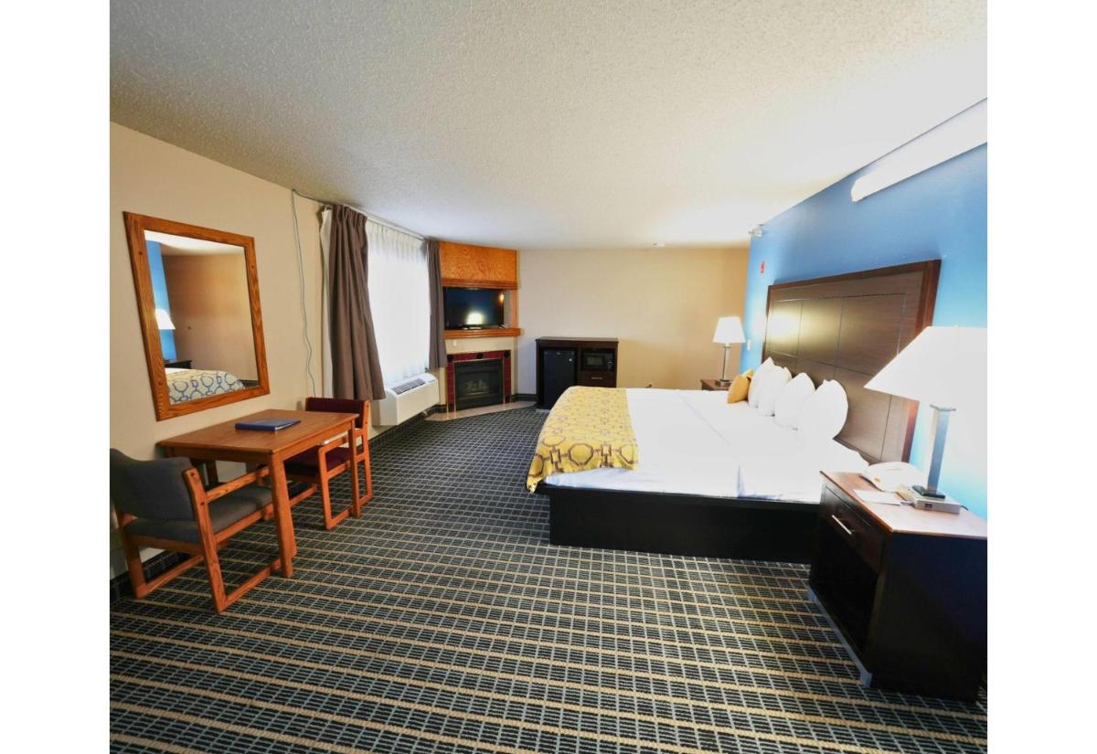 Baymont by Wyndham Marshalltown - Housity