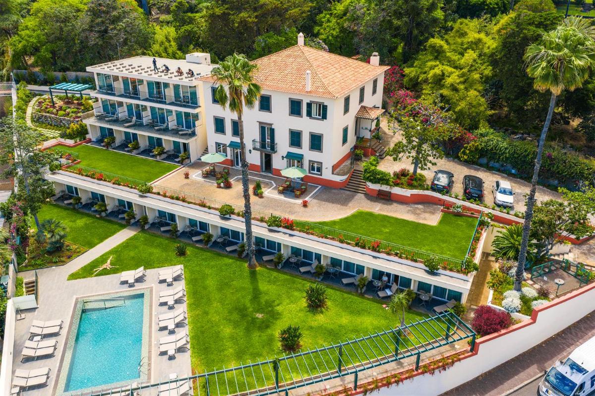 A piscina em ou perto de Pestana Quinta Perestrello