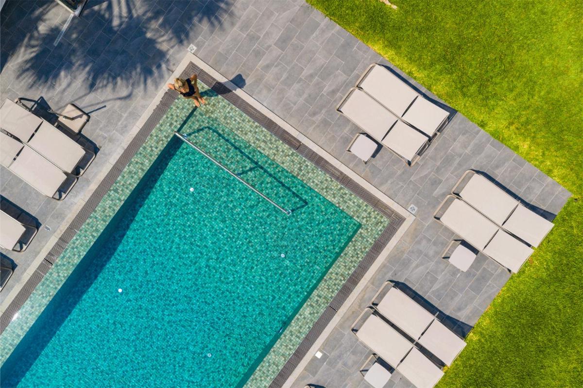 A piscina em ou perto de Pestana Quinta Perestrello