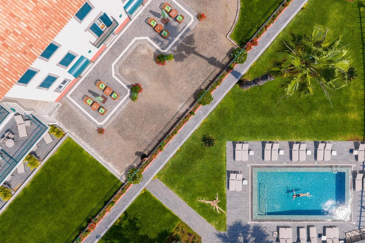 A piscina em ou perto de Pestana Quinta Perestrello