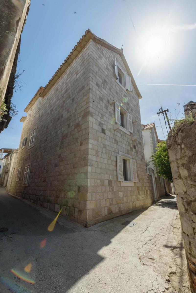 Apartments Gea Trogir - Housity