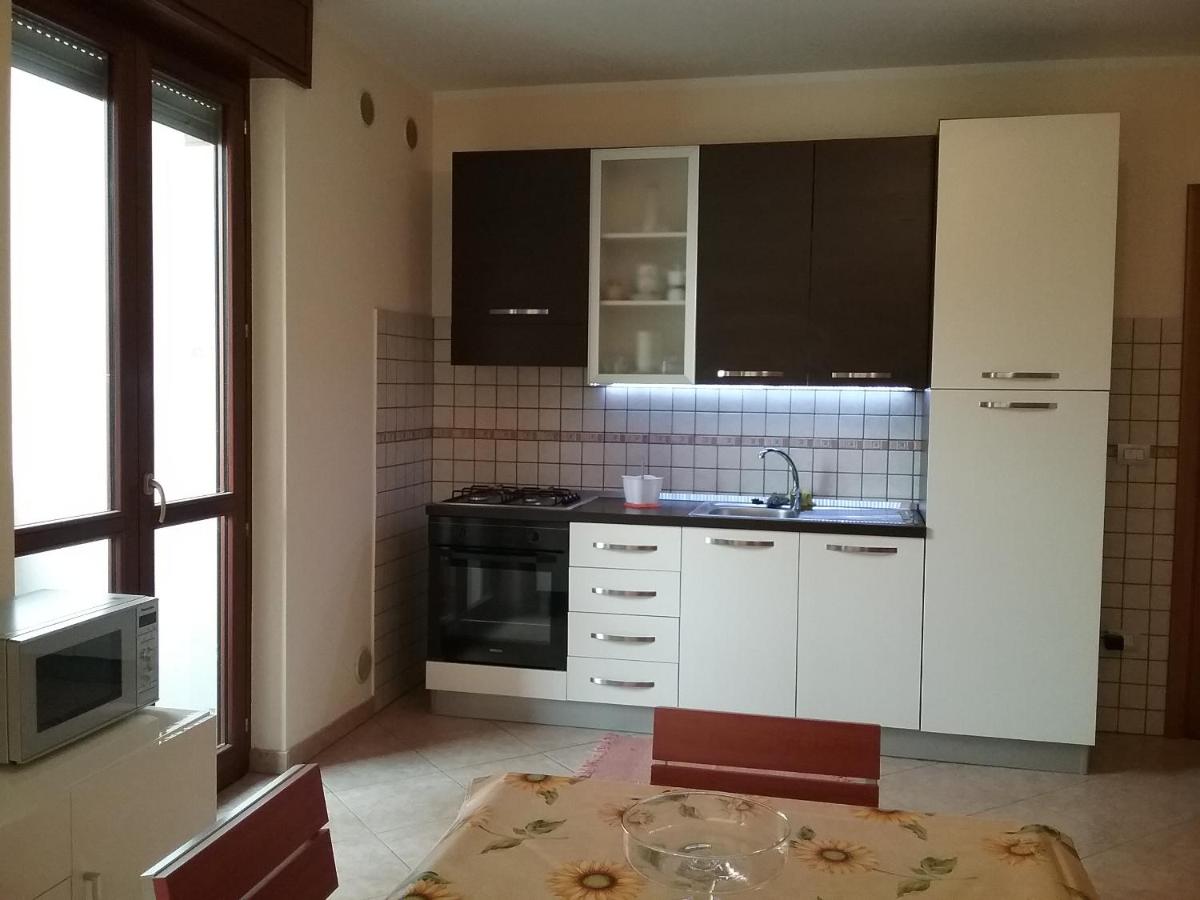 Sunny - Housity