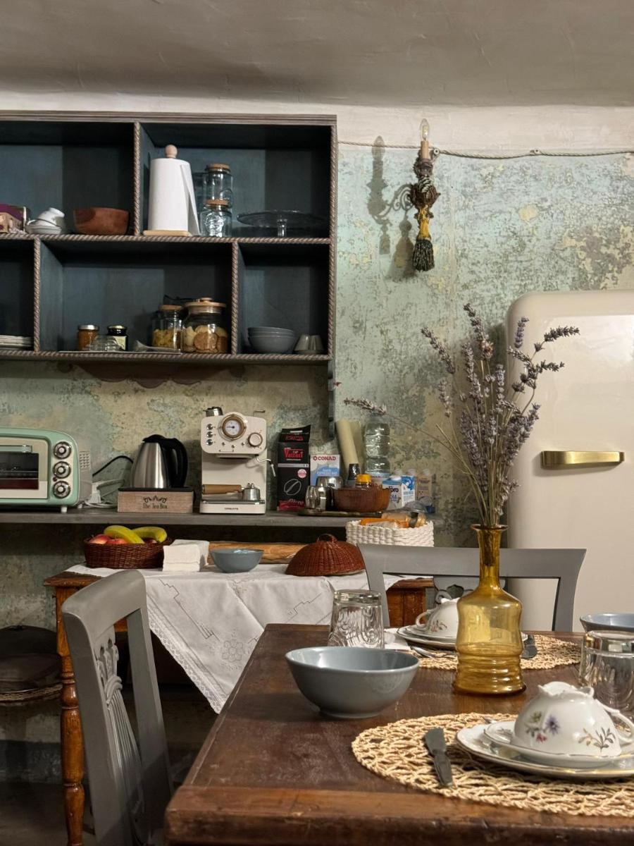B&B Torre di San Caprasio Art Studio - Housity