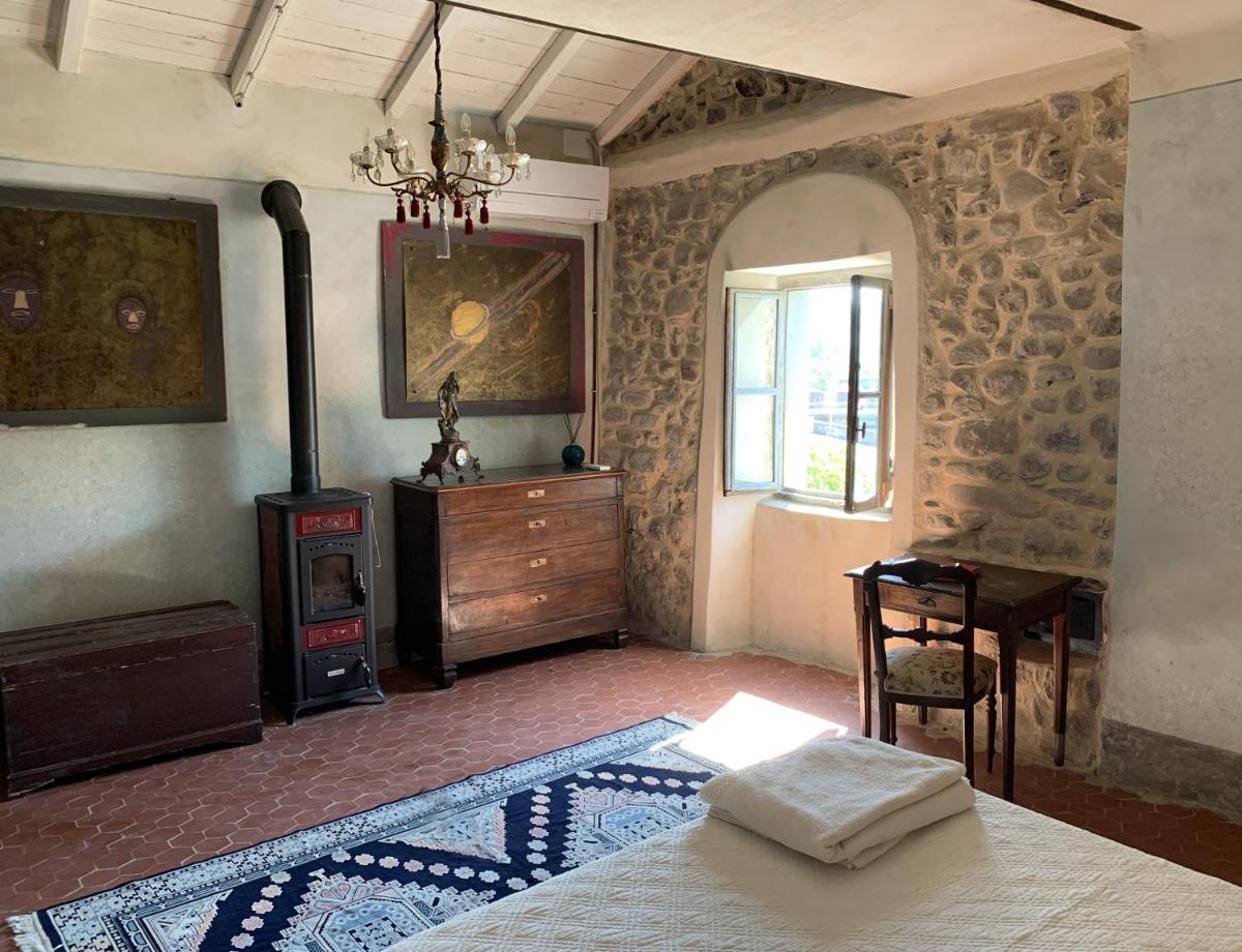 B&B Torre di San Caprasio Art Studio - Housity