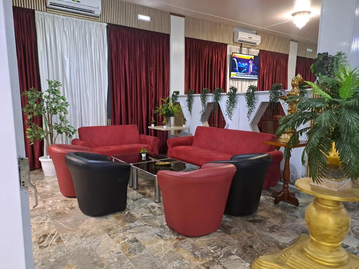 Hotel Paradiso - Housity