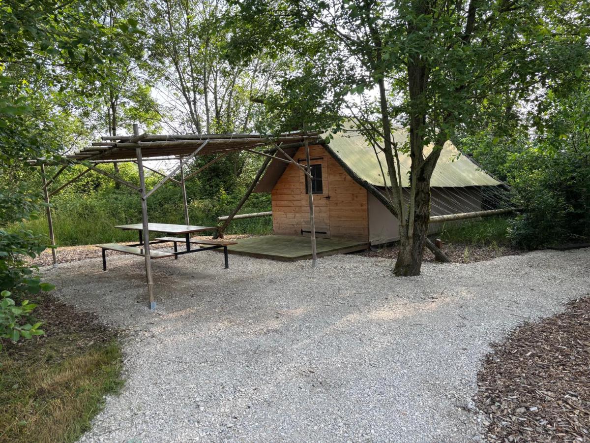 Camp du Père Castor - Housity