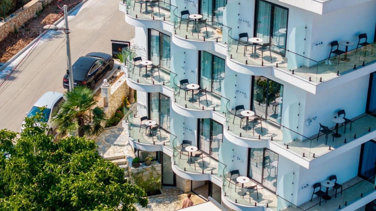 BELSAR Hotel - Housity