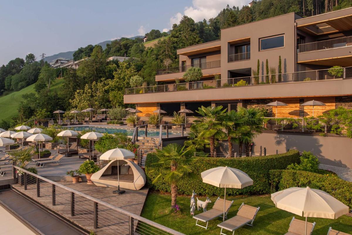 Hotel Panorama - Housity