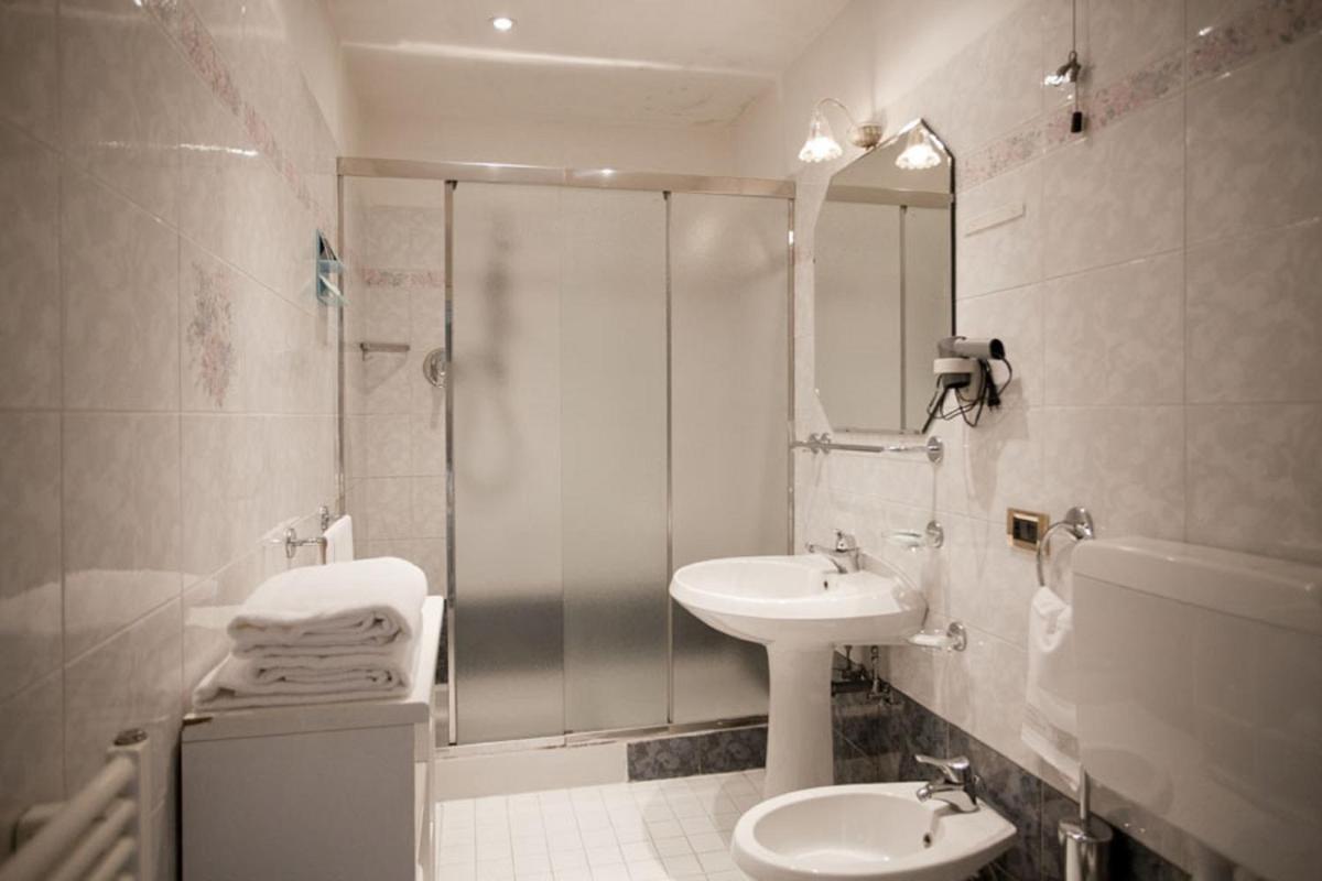 Hotel Bentivoglio Residenza D'Epoca - Housity
