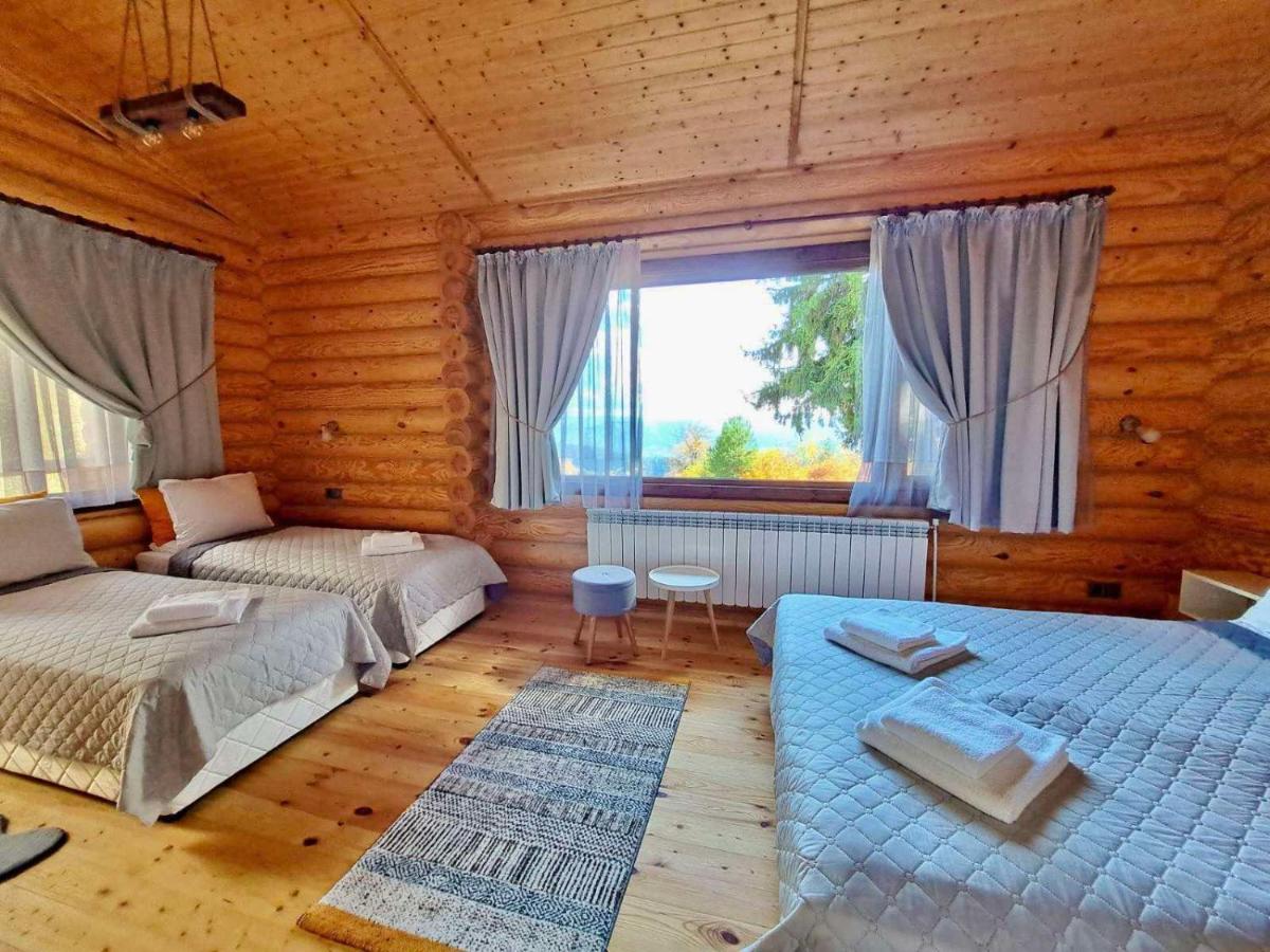 Вила Брезите - Housity