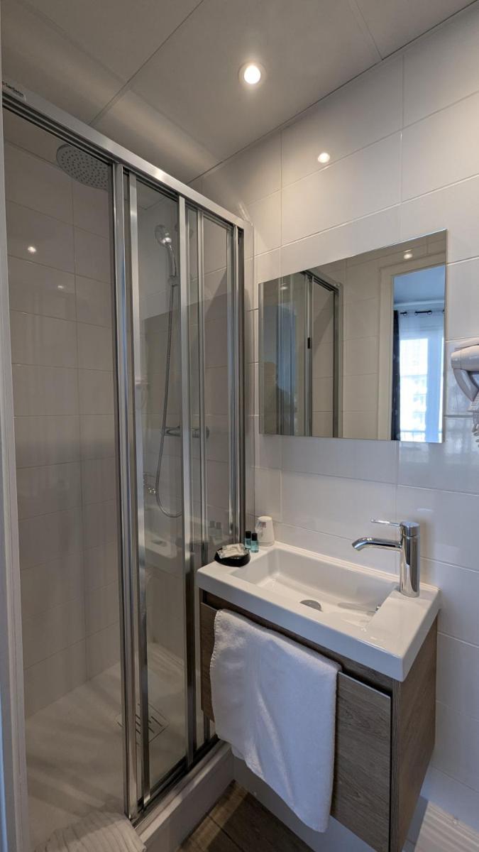 Hotel Le Transat Bleu - Housity