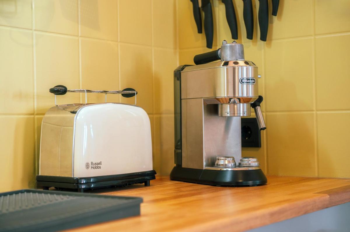 Ferienwohnung Gustav Kaiser Apartment - 60qm Design Fewo Zittauer Gebirge - Unterkunft in historischer Altstadt im Dreiländereck - Housity