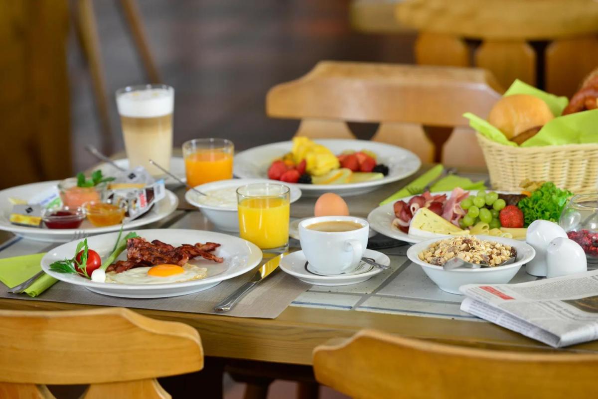 Hotel Sonnenhof Pleinfeld - Housity